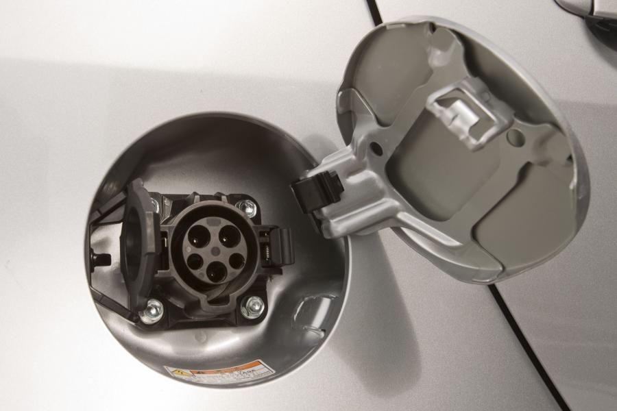  Mitsubishi i-MiEV 2012 года  (US) (фото 220 из 234)